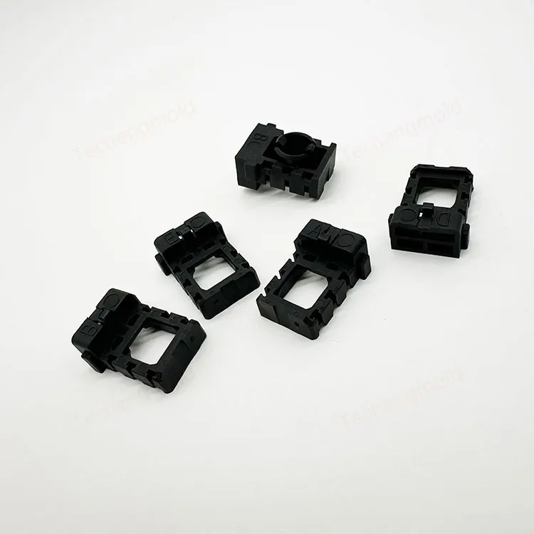 特诚科技精密工程塑料注塑件实拍